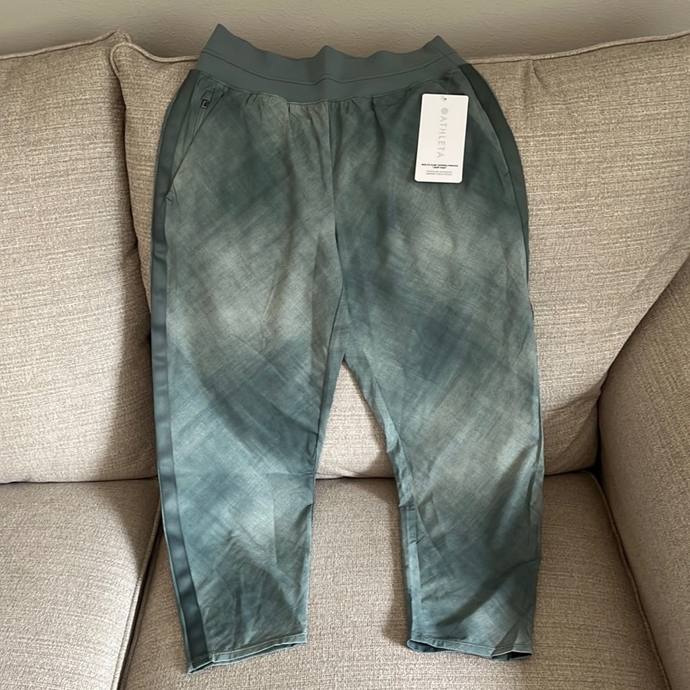 Athleta Nikita Slim Tapered Printed Crop Pant